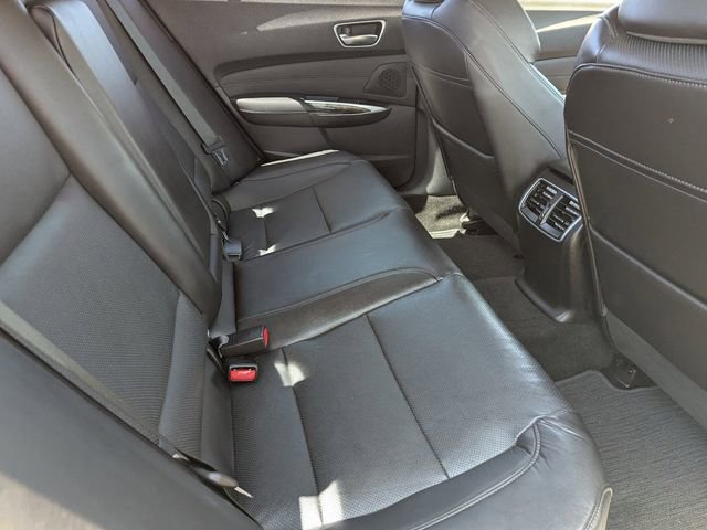 Used 2018 Acura TLX w/ Technology Package image 13