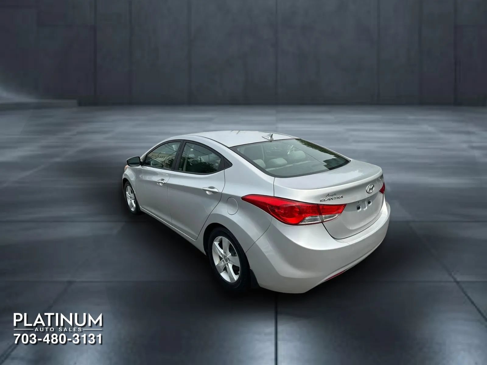 Used 2012 Hyundai Elantra GLS w/ Preferred Pkg 3 FWD image 8
