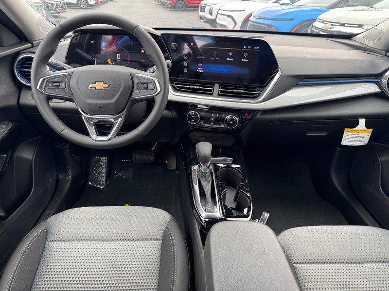 New 2026 Chevrolet Trax LT w/ Driver Confidence Package image 6