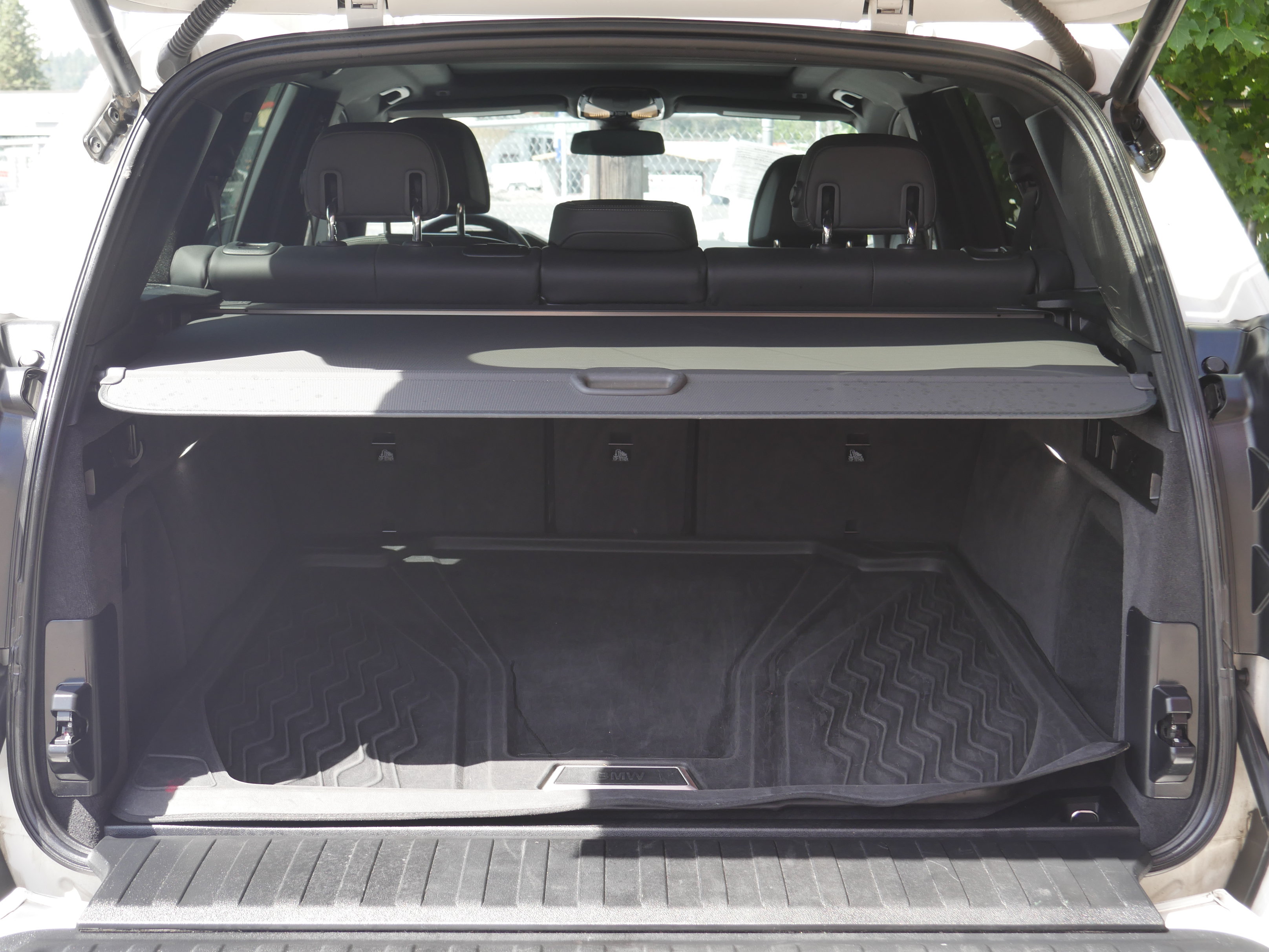 Used 2022 BMW X5 xDrive40i w/ M Sport Package AWD/4WD image 23