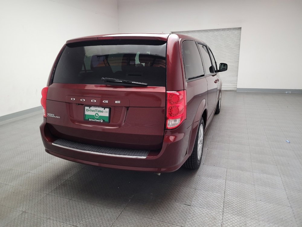 Used 2018 Dodge Grand Caravan SE image 7
