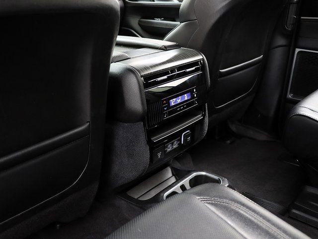 Used 2024 Jeep Wagoneer Series III image 14