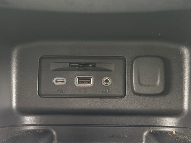 Certified 2019 Chevrolet Equinox Premier FWD image 23