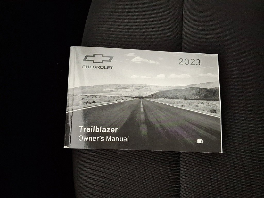 Used 2023 Chevrolet TrailBlazer LT image 25