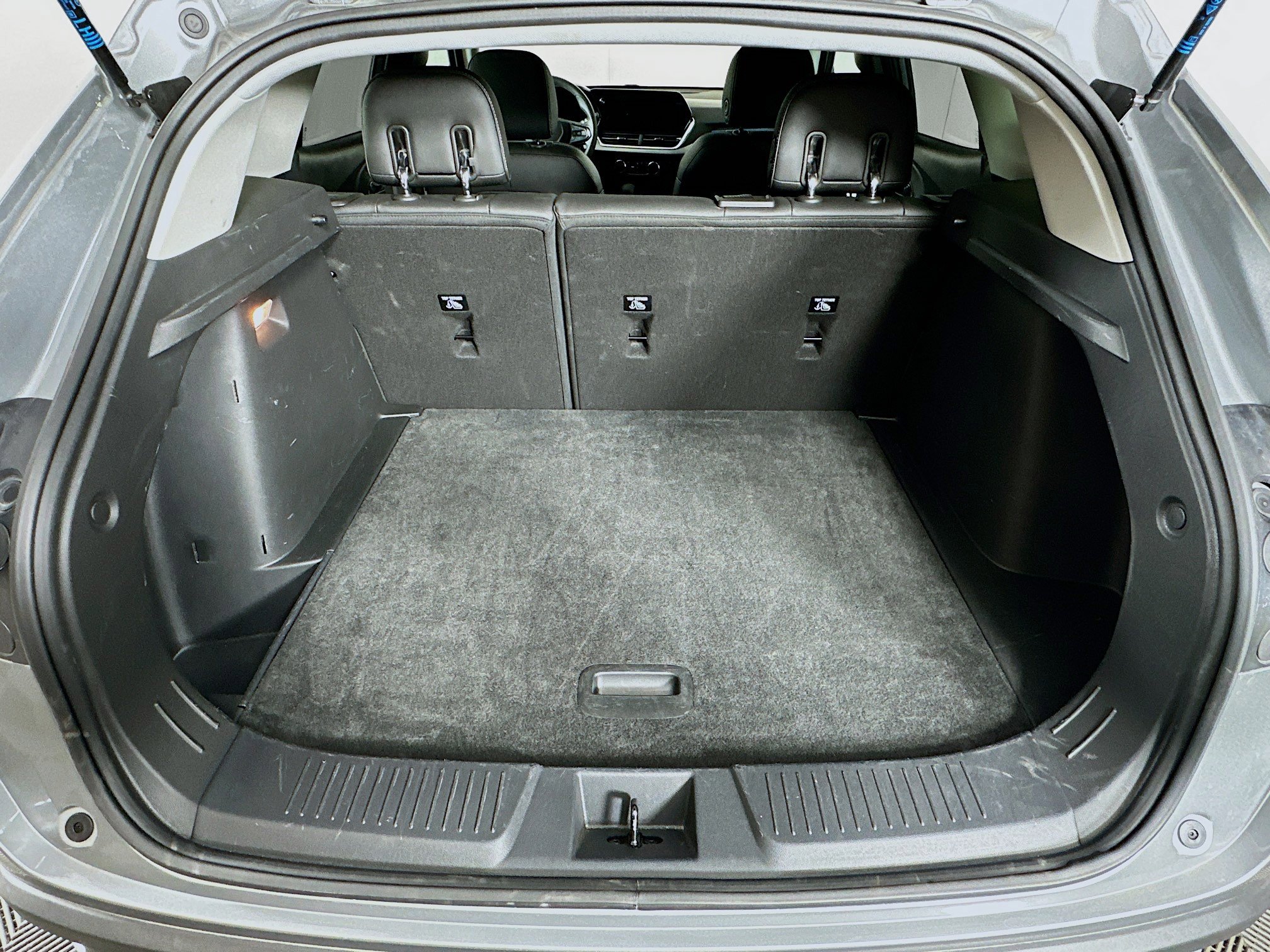 Used 2025 Chevrolet Trax LT image 26