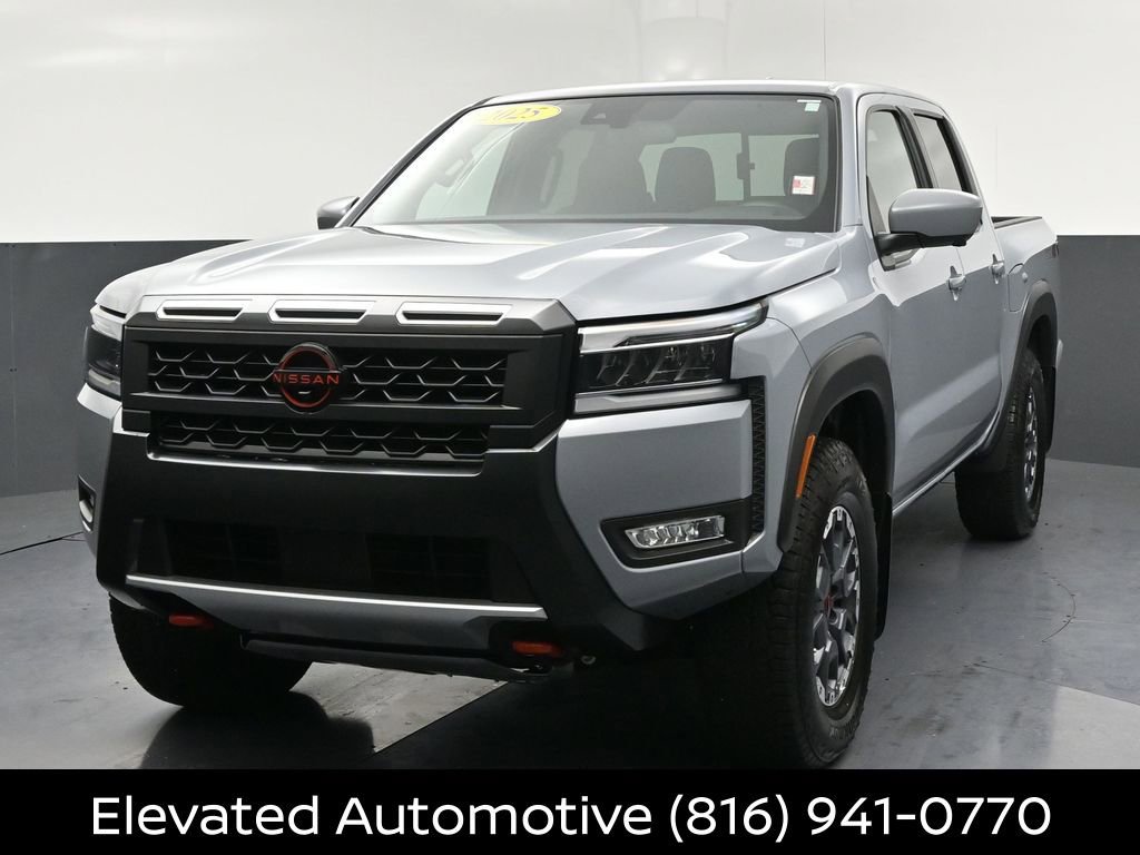 Certified 2025 Nissan Frontier PRO-4X w/ Pro Convenience Package image 3