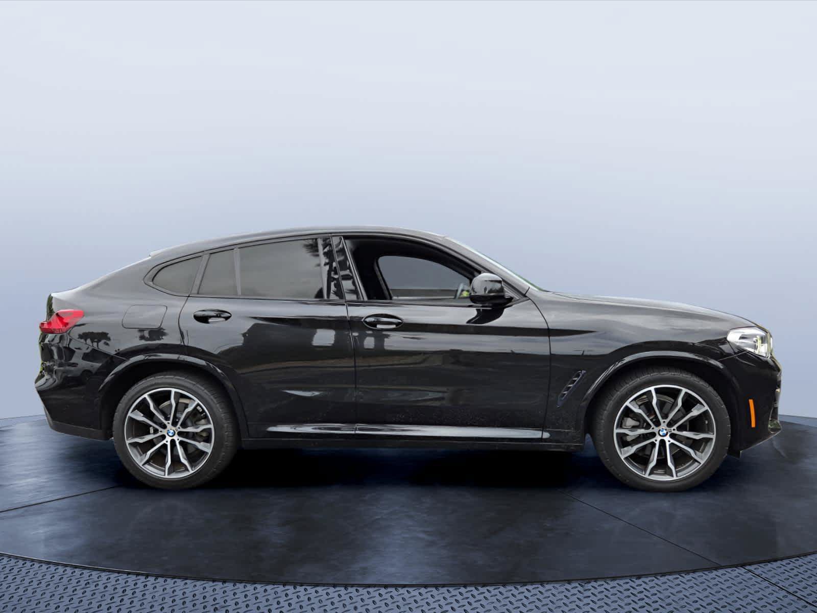 Used 2019 BMW X4 xDrive30i w/ M Sport Package 2 AWD/4WD image 7