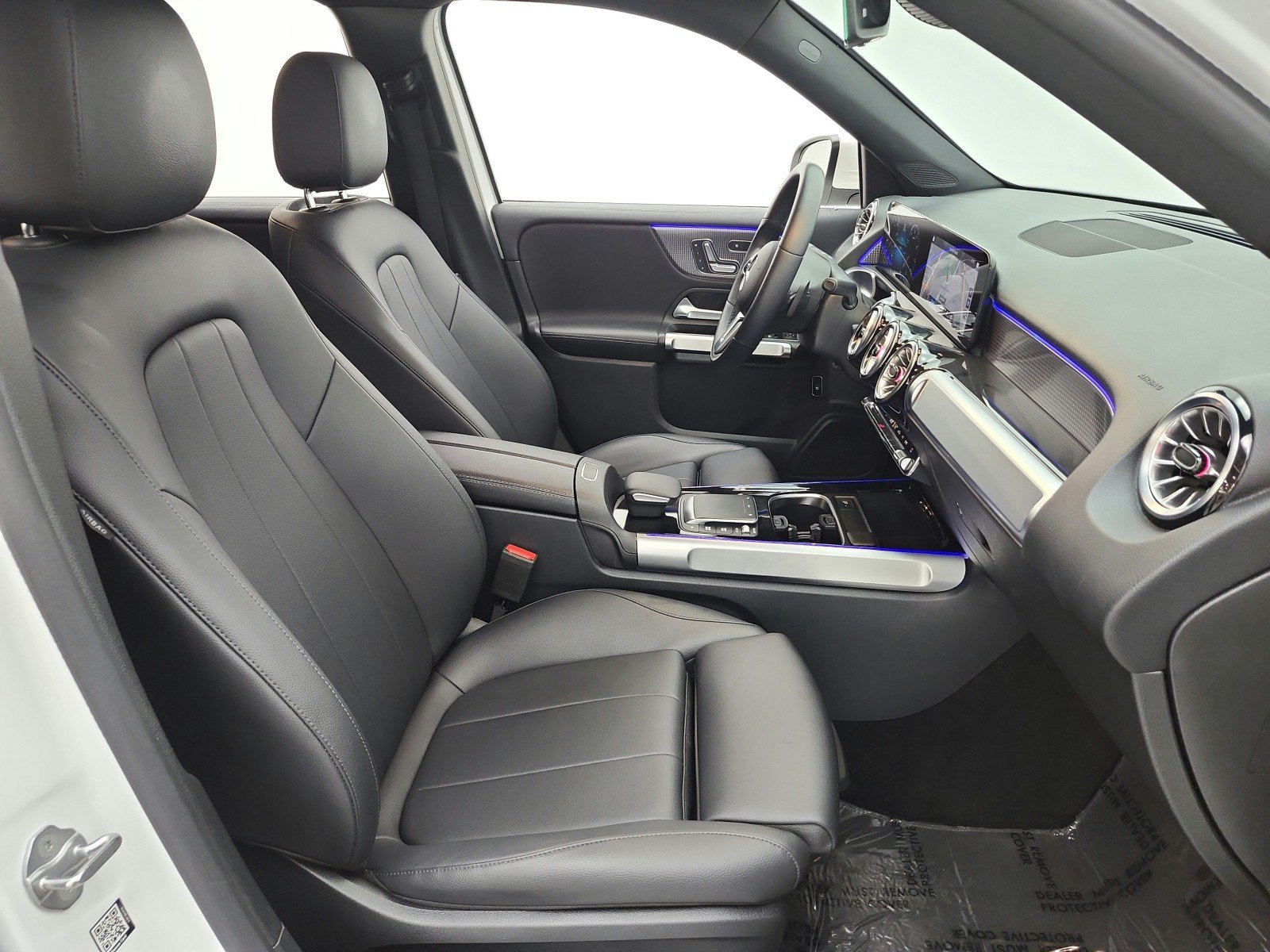 Used 2022 Mercedes-Benz GLB 250 image 18