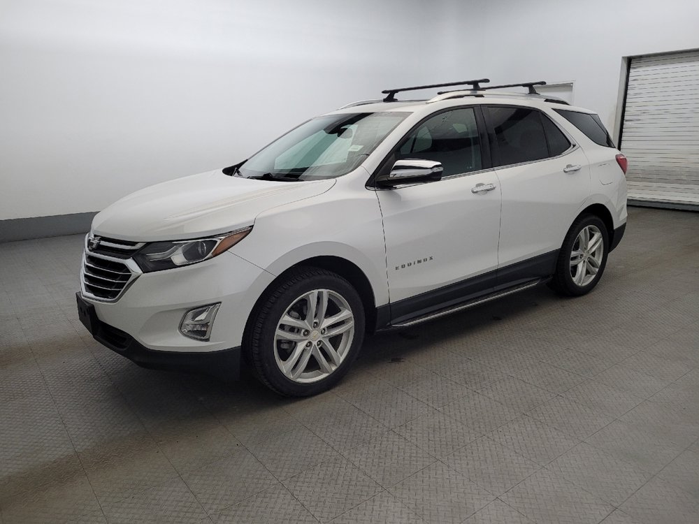 Used 2018 Chevrolet Equinox Premier image 2