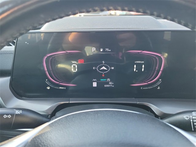 Used 2023 Kia Telluride S image 16