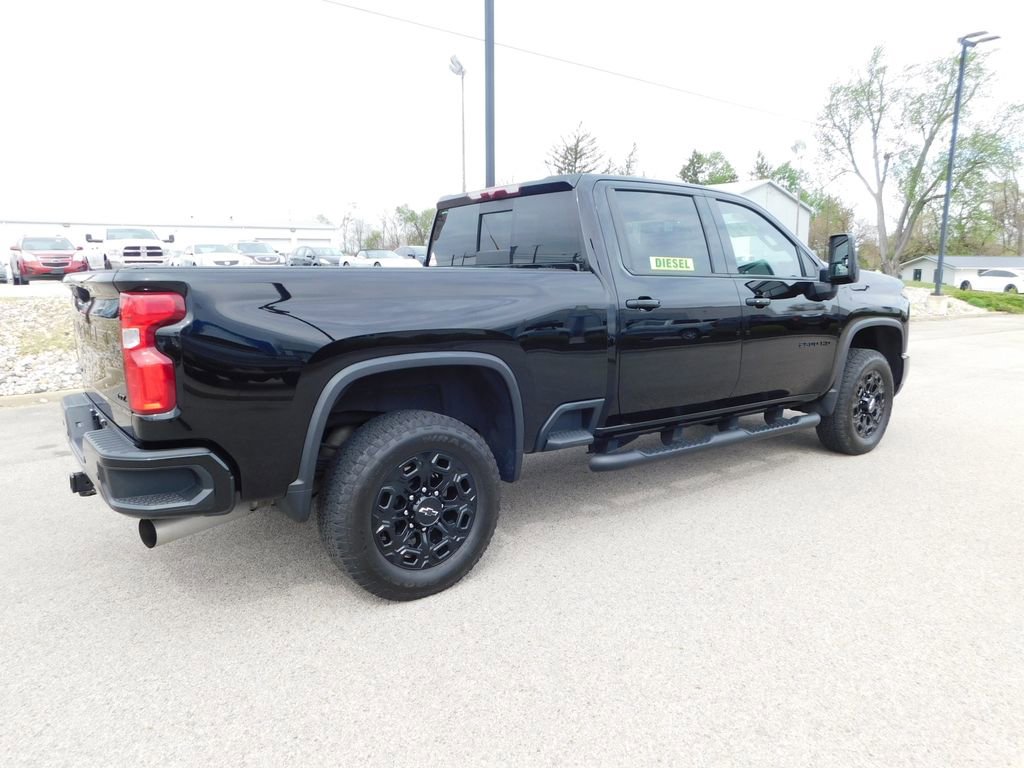 Used 2024 Chevrolet Silverado 2500 LTZ w/ LTZ Plus Package image 3