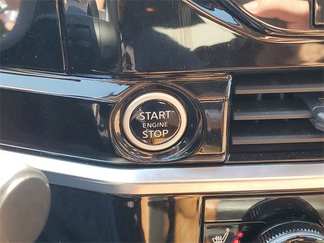 Used 2023 Nissan Pathfinder Platinum image 26