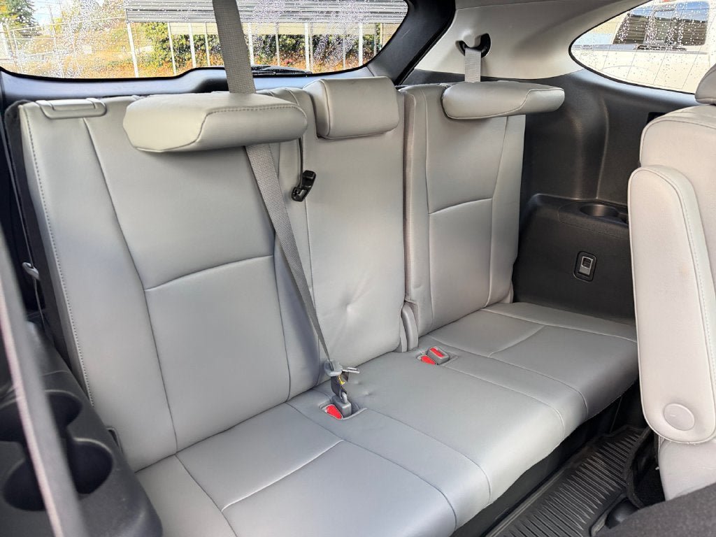 Used 2022 Toyota Highlander Platinum AWD/4WD image 33
