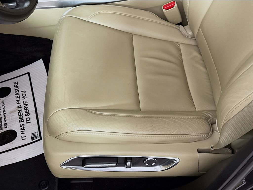 Used 2020 Acura MDX FWD image 18