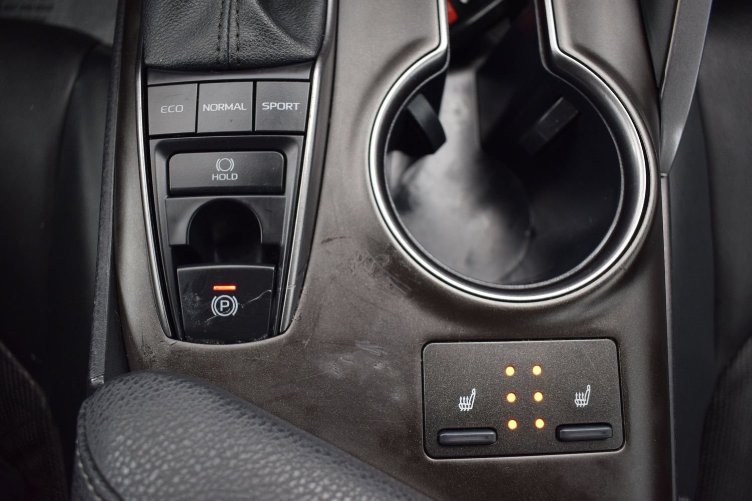 Used 2024 Toyota Camry XSE FWD image 15