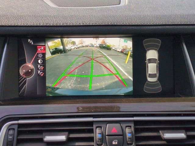 Used 2015 BMW 740i image 18