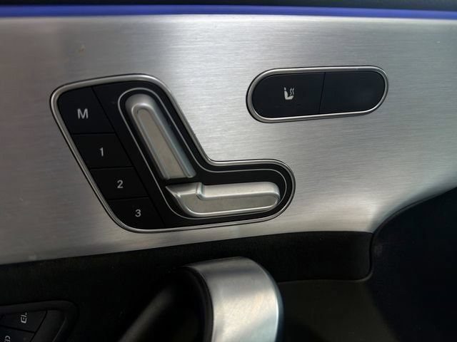 Used 2020 Mercedes-Benz CLA 250 image 21