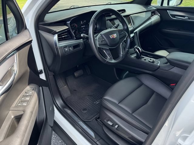 Used 2023 Cadillac XT5 Luxury FWD image 9
