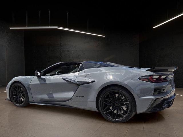Used 2024 Chevrolet Corvette Z06 w/ Battery Protection Package RWD image 5