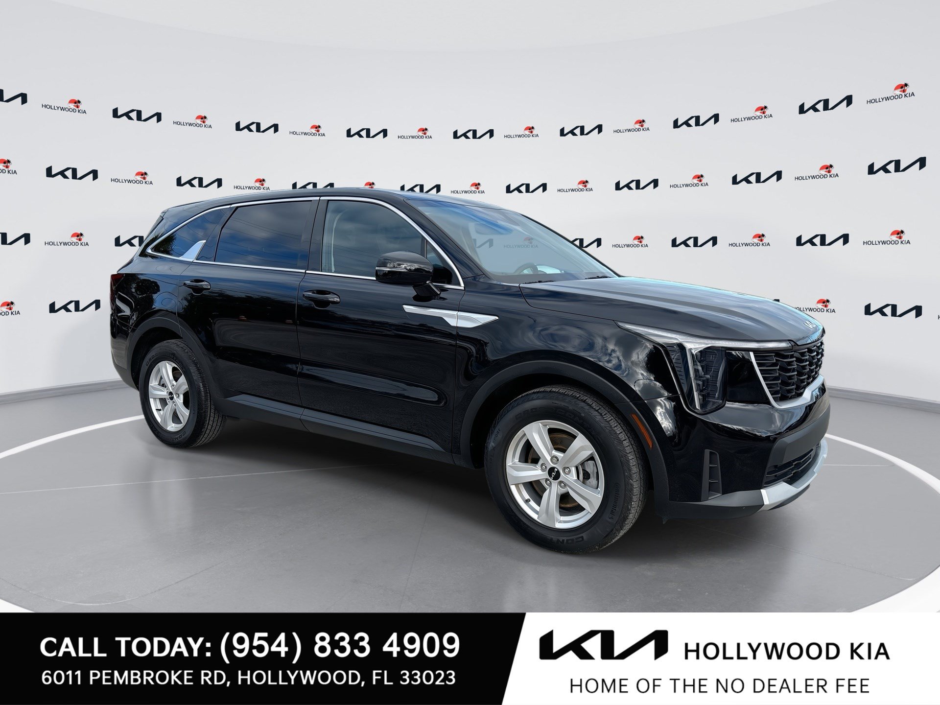 Used 2024 Kia Sorento LX