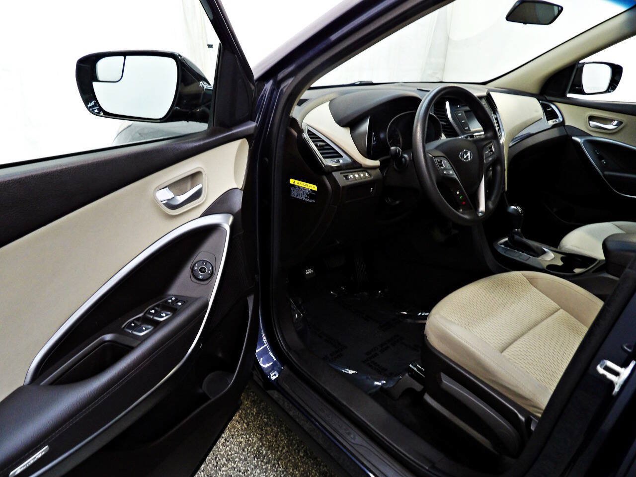 Used 2017 Hyundai Santa Fe Sport AWD/4WD image 9