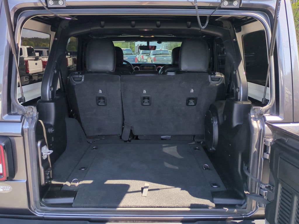 Used 2019 Jeep Wrangler Unlimited Rubicon AWD/4WD image 17