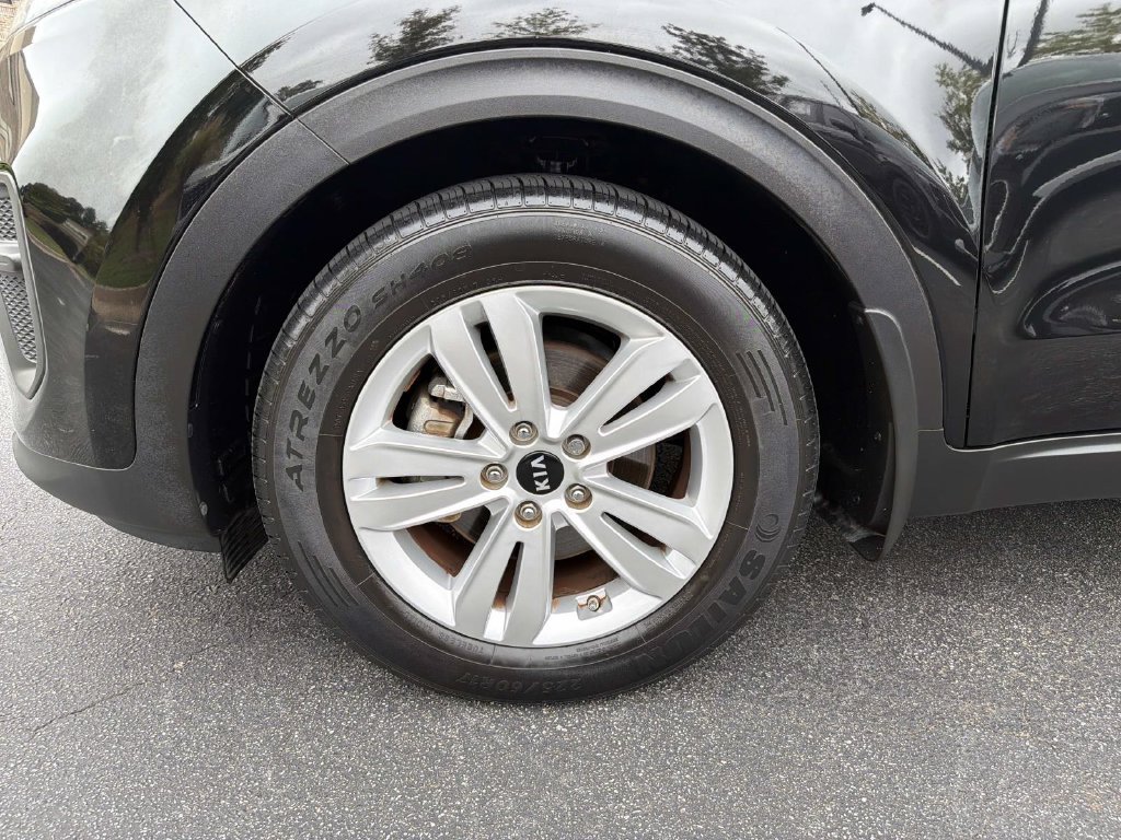 Used 2019 Kia Sportage LX FWD image 9