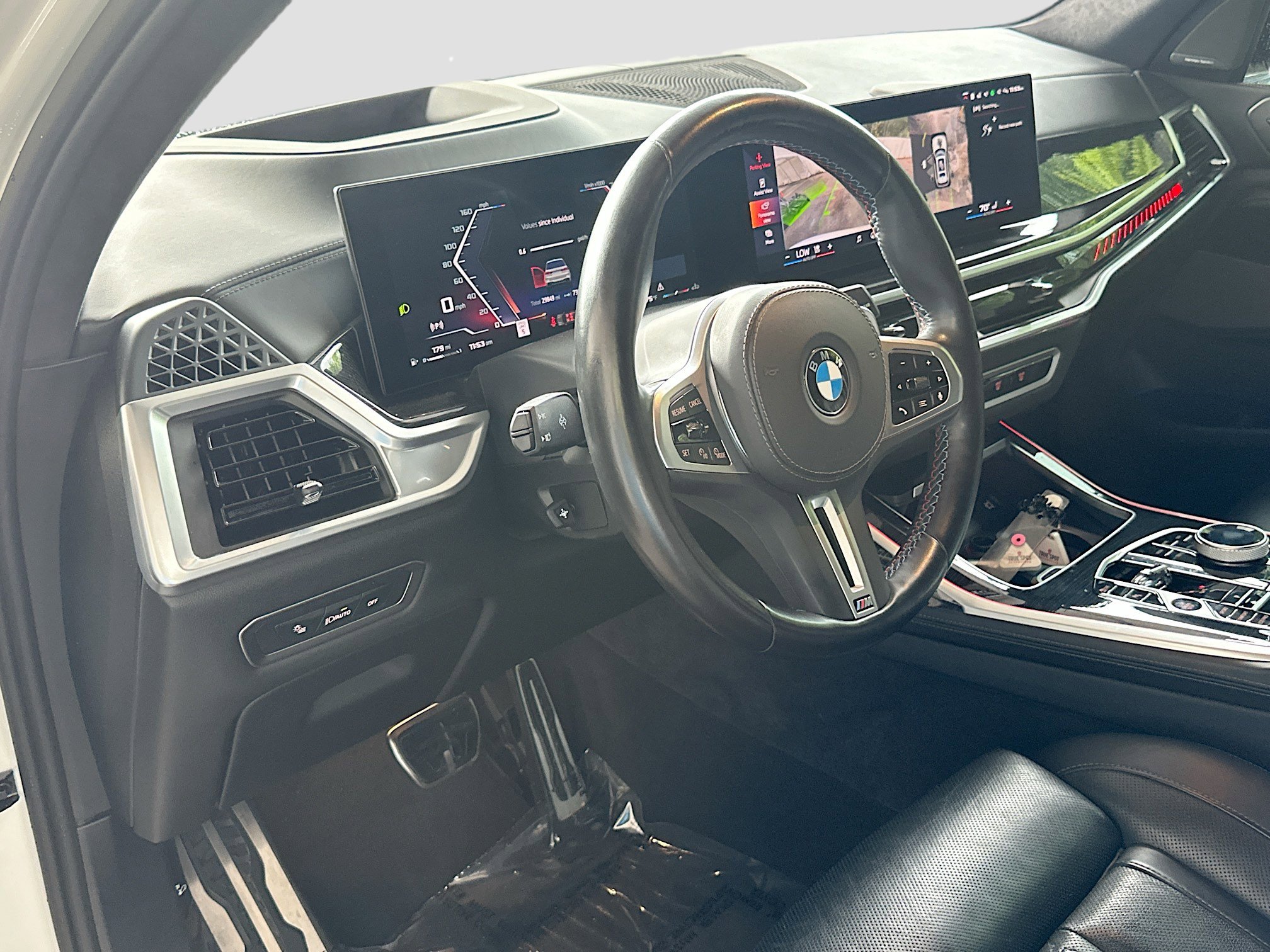 Certified 2025 BMW X7 M60i AWD/4WD image 9