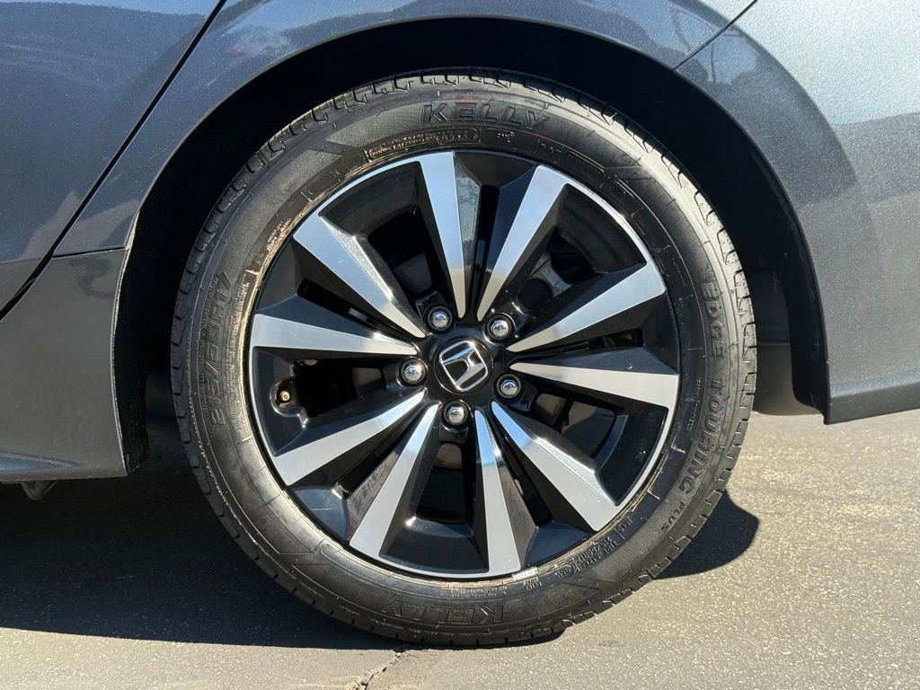 Used 2022 Honda Civic EX-L image 15