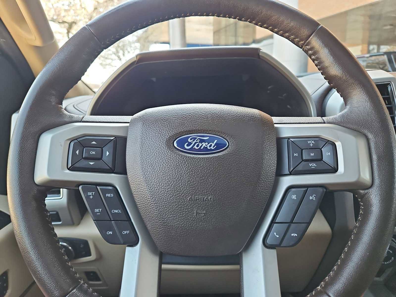 Used 2019 Ford F150 Lariat image 25