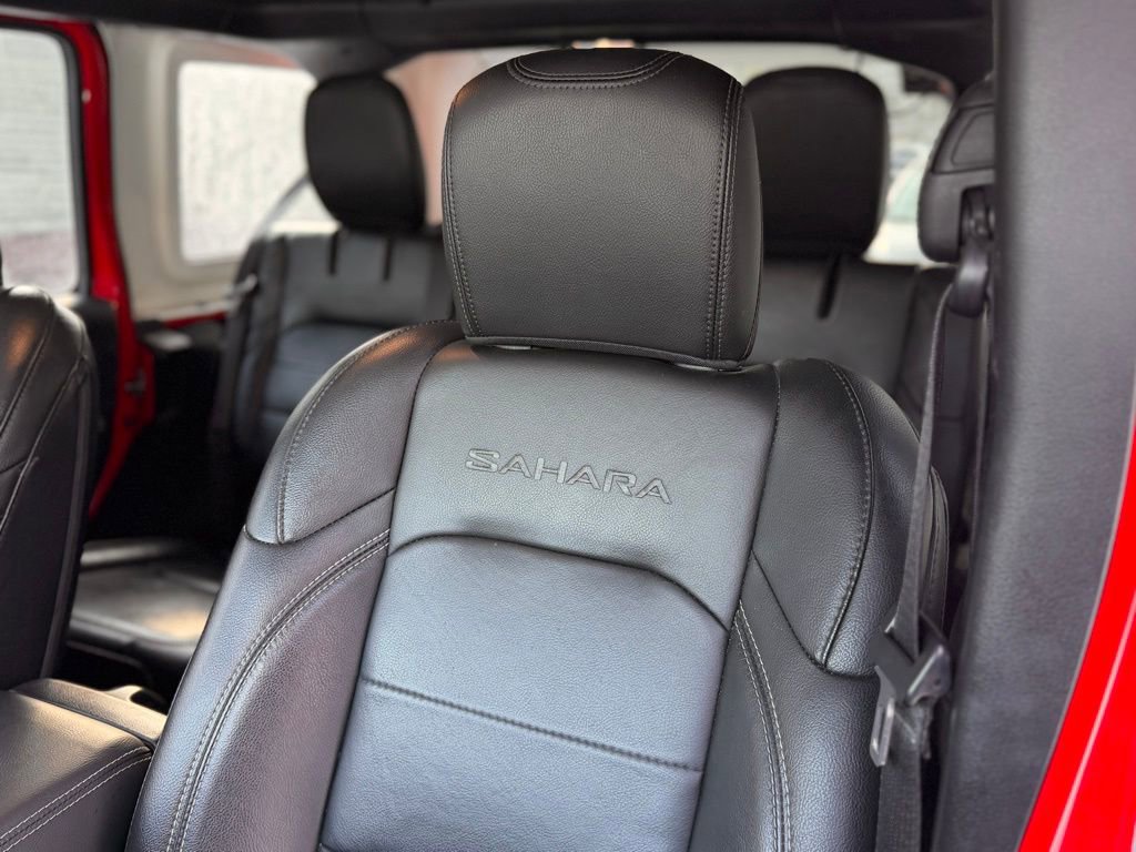 Used 2022 Jeep Wrangler Unlimited Sahara w/ Cold Weather Group image 6
