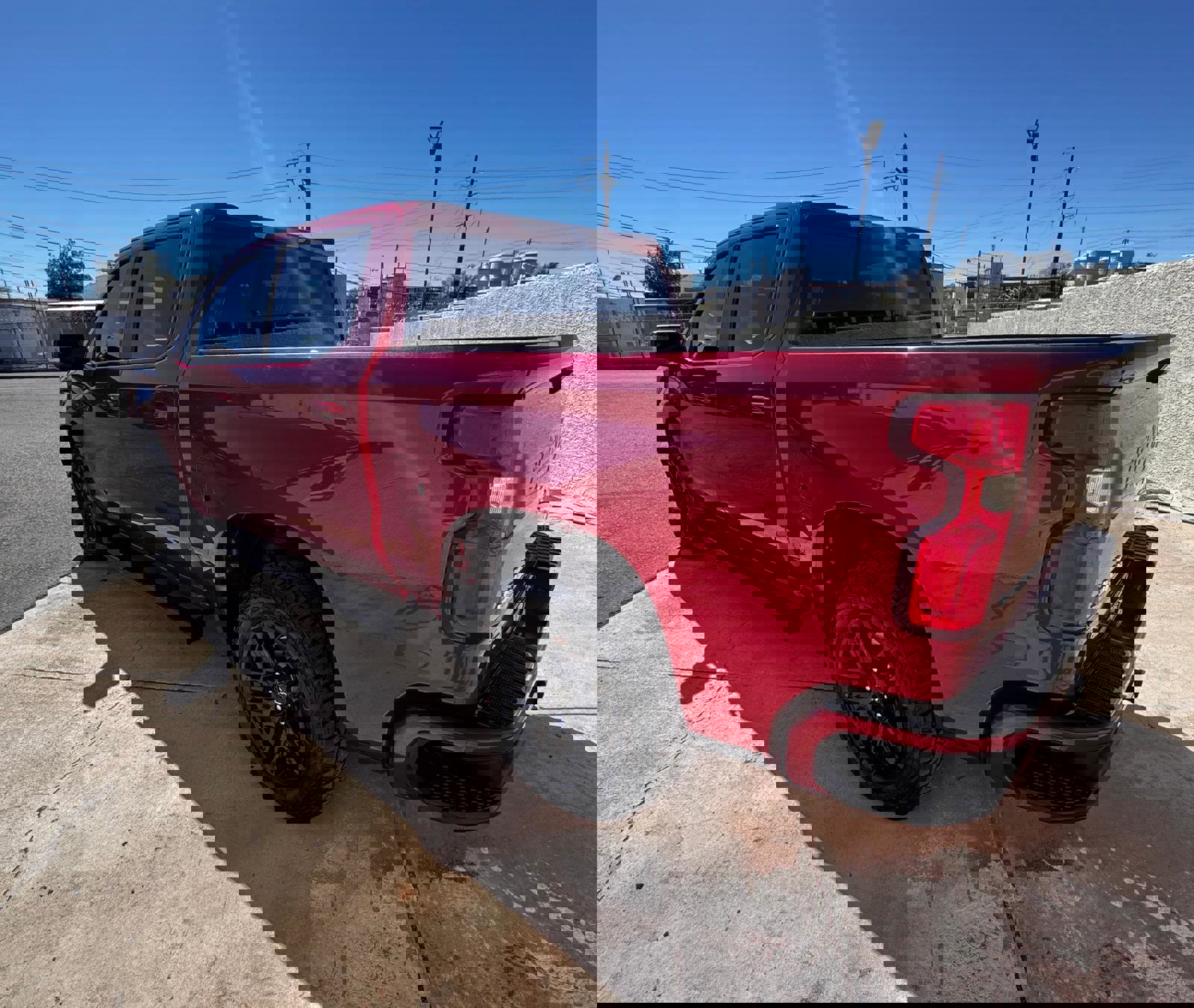 Used 2022 Chevrolet Silverado 1500 RST w/ Z71 Off-Road Package image 4