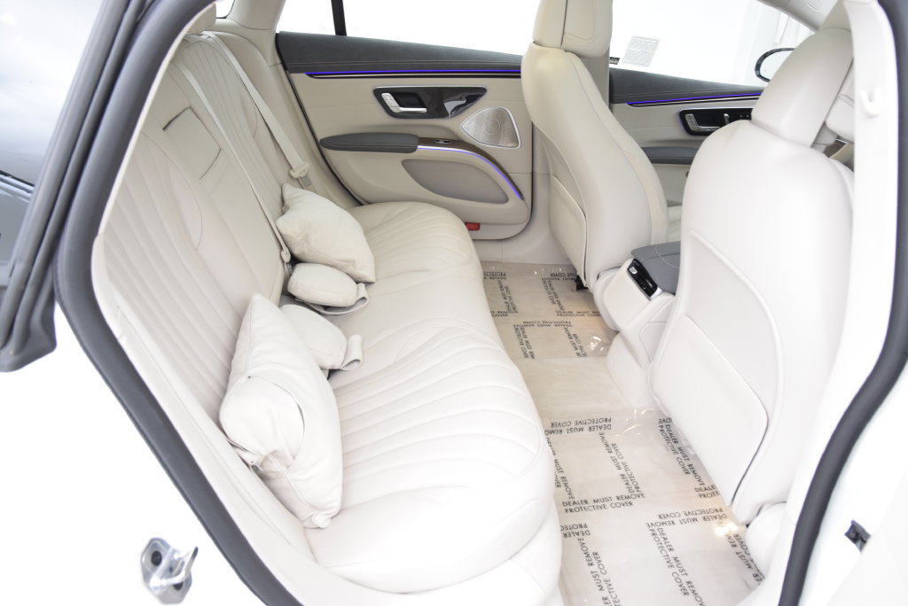 Used 2023 Mercedes-Benz EQS 450+ Sedan image 19