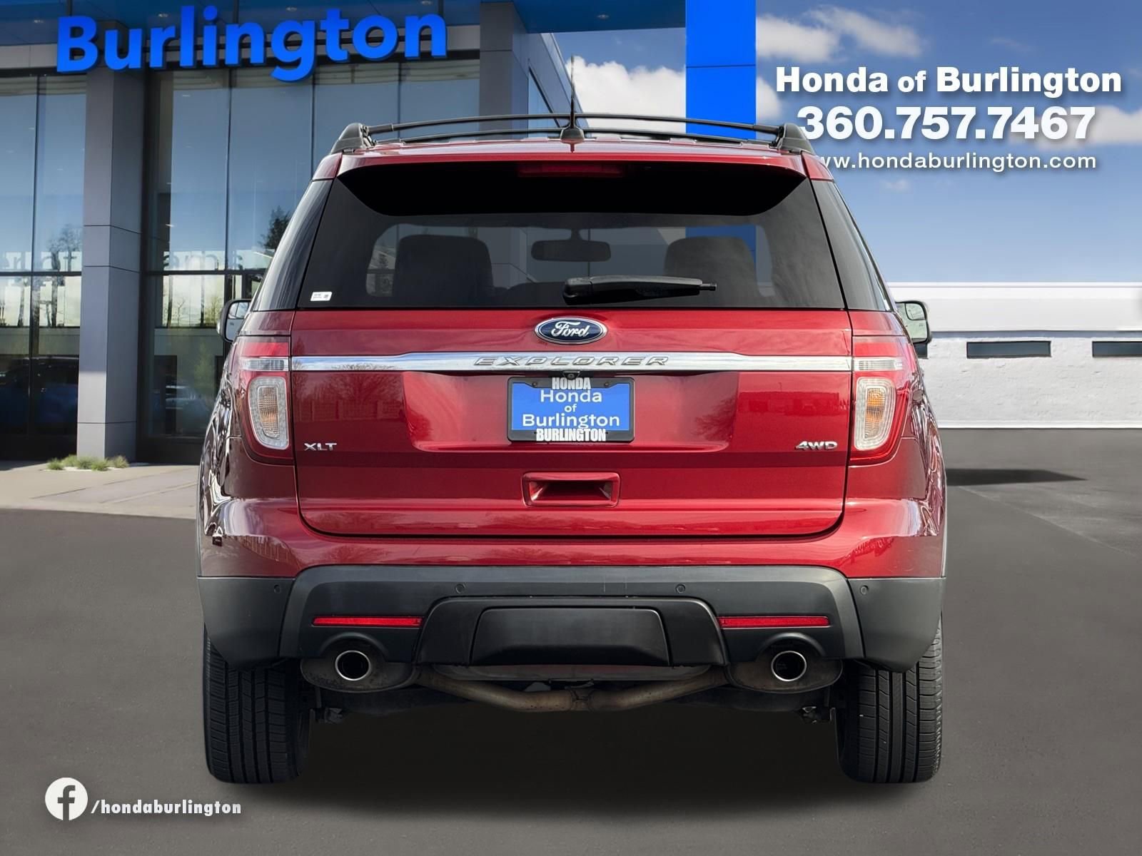 Used 2015 Ford Explorer XLT w/ Equipment Group 202A image 5