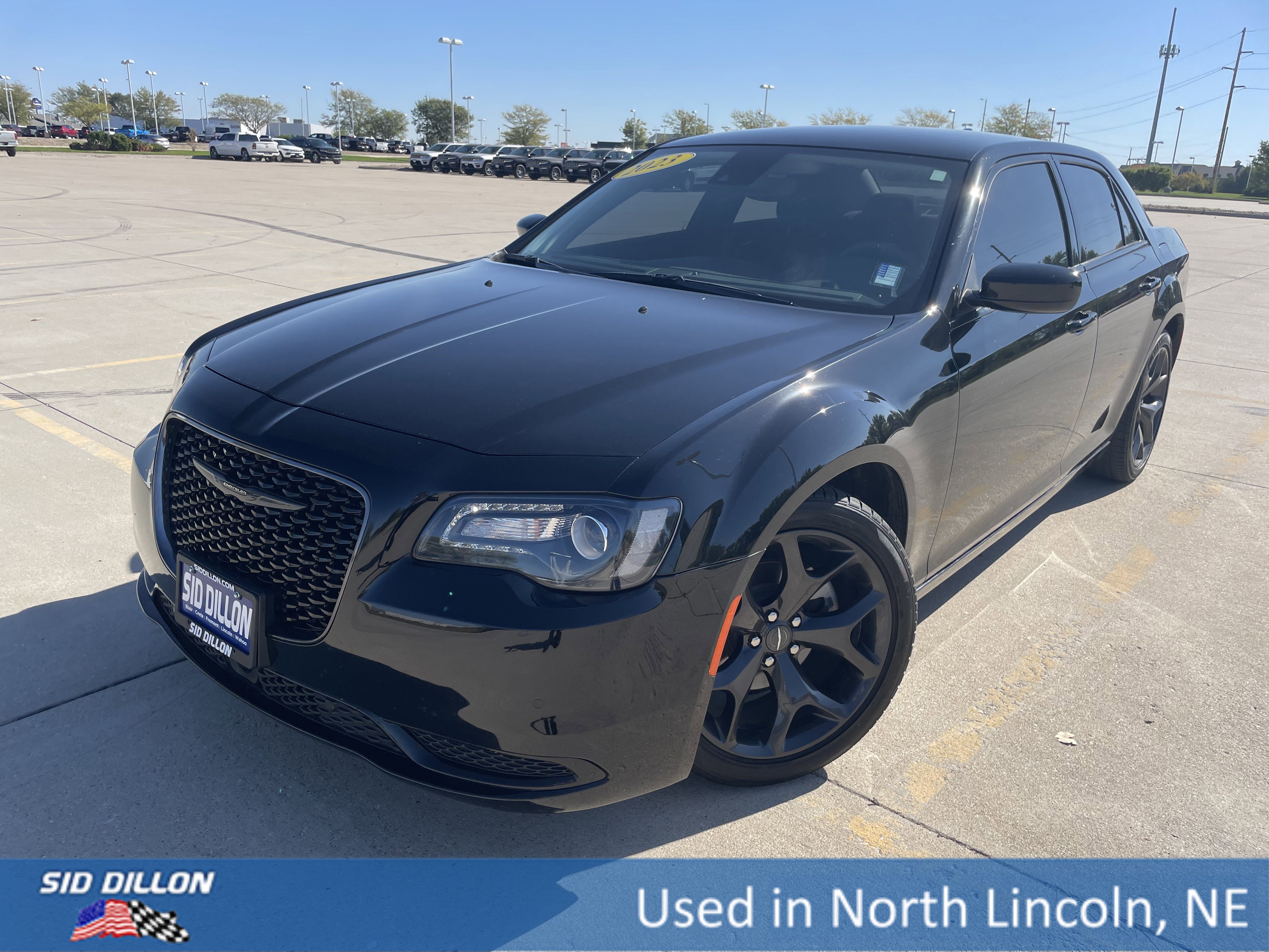 Used 2023 Chrysler 300 Touring w/ Safetytec Plus Group