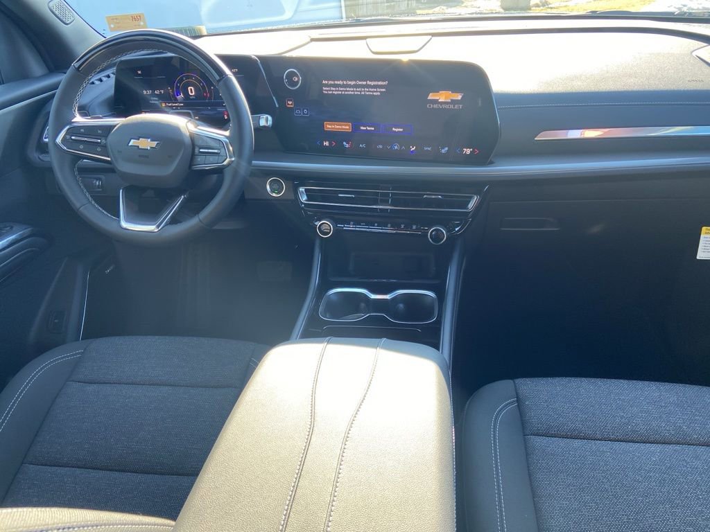 New 2026 Chevrolet Traverse LT w/ Enhanced Driving Package FWD image 9