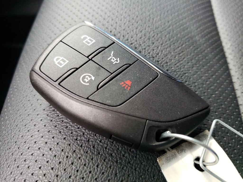 New 2026 Chevrolet Traverse LT w/ Driver Confidence Package image 25