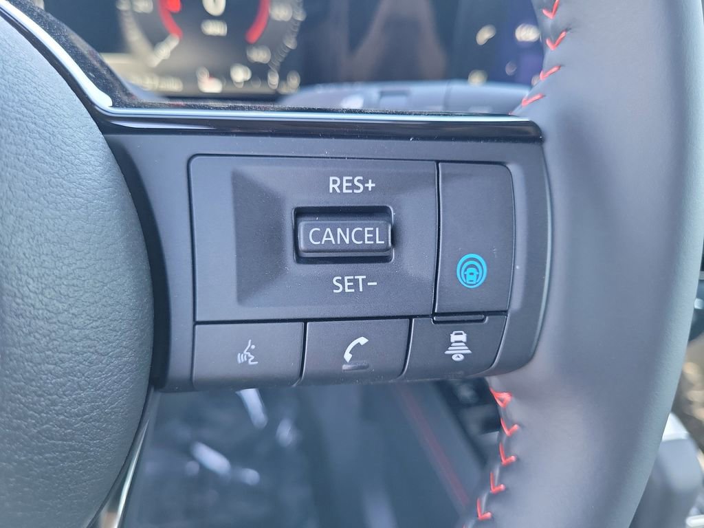 New 2026 Nissan Kicks SR w/ SR Premium Package FWD image 6