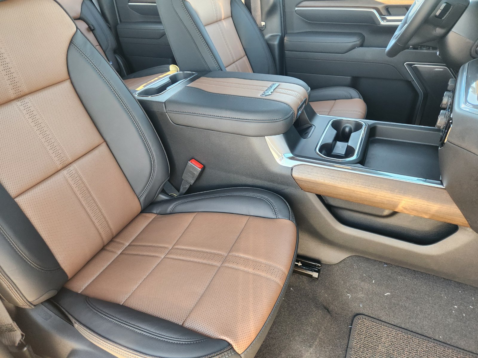 New 2026 Chevrolet Silverado 3500 High Country w/ Technology Package AWD/4WD image 14
