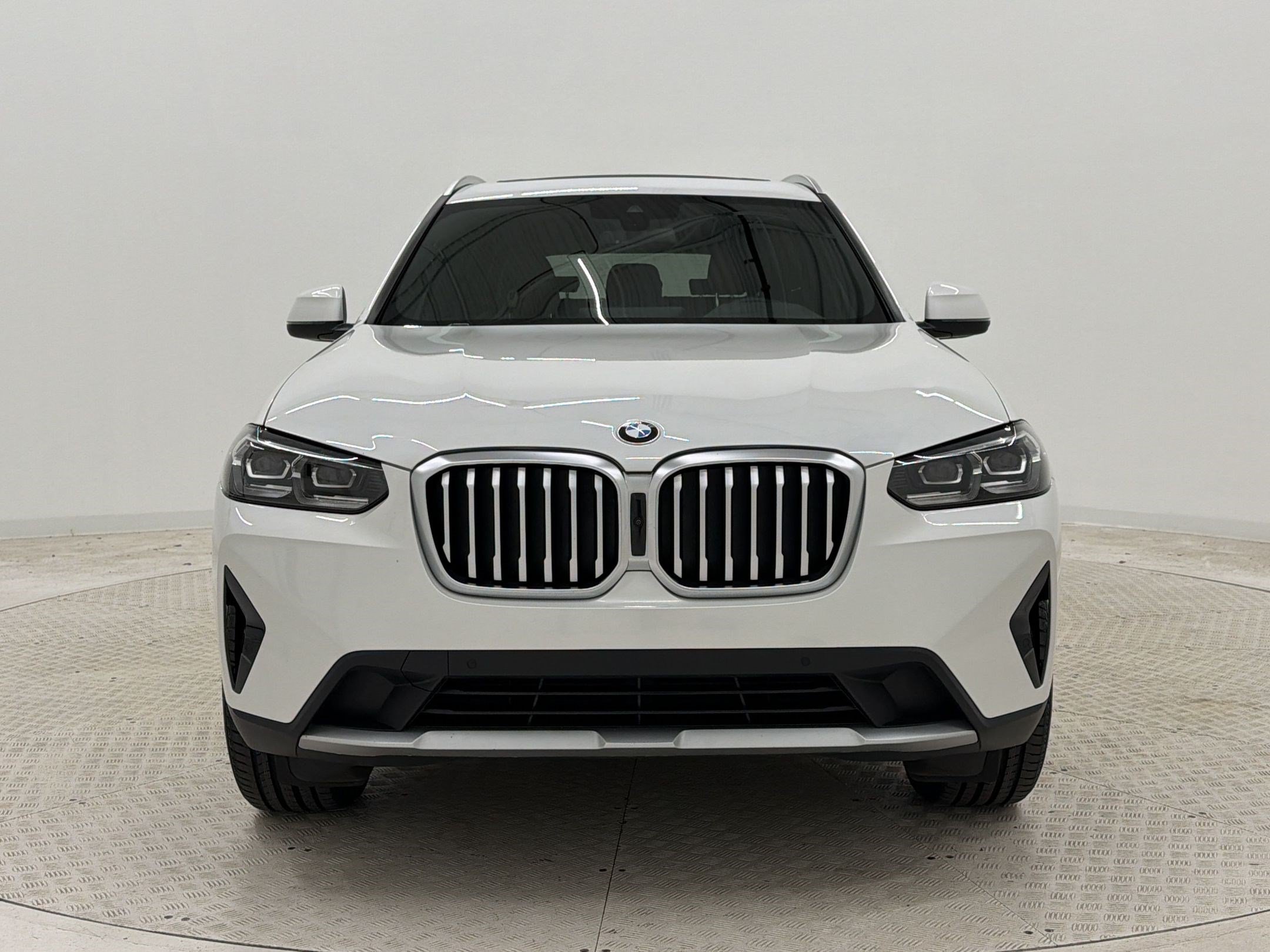Used 2023 BMW X3 xDrive30i w/ Premium Package AWD/4WD image 6