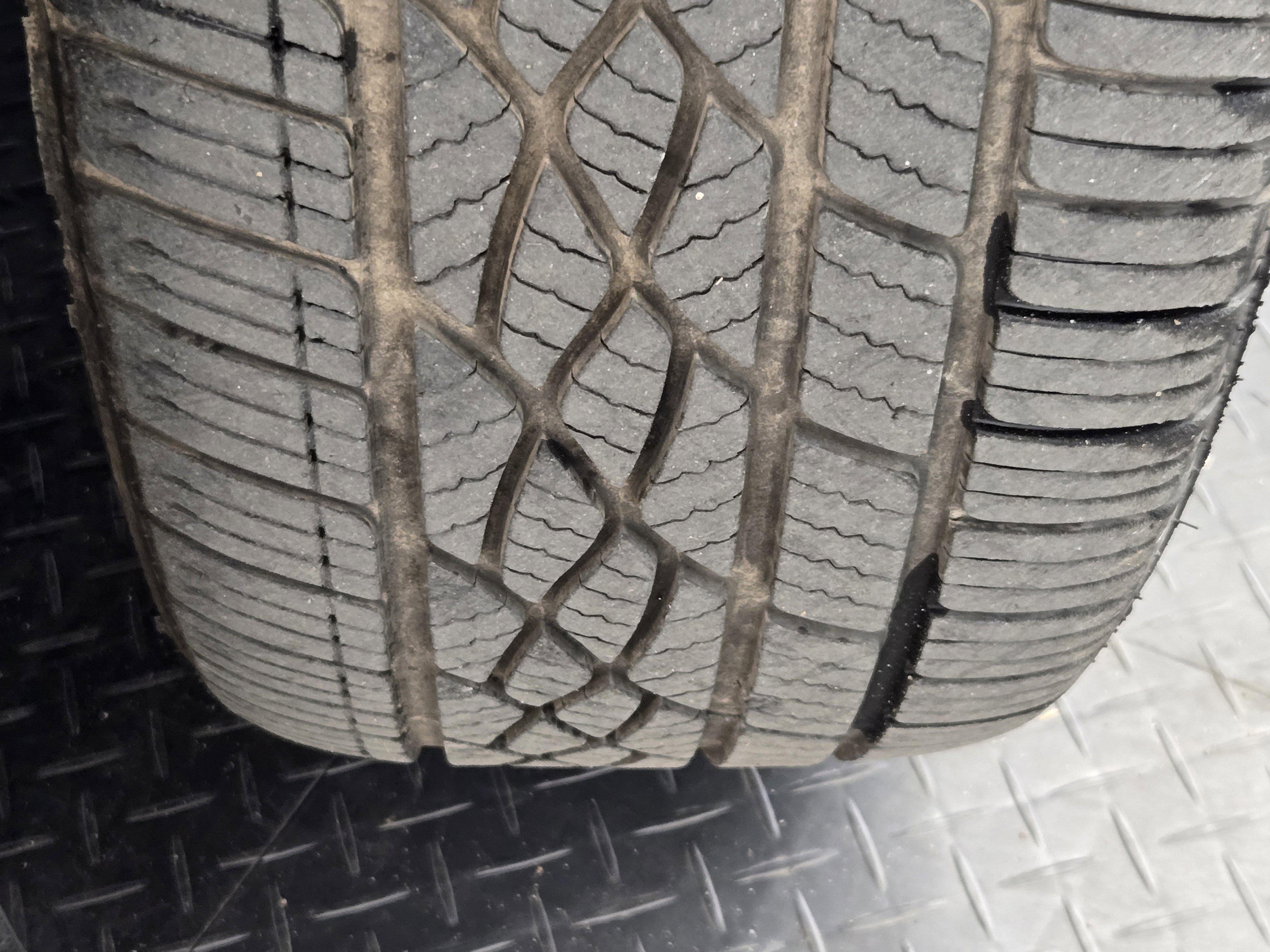 Used 2022 Dodge Challenger GT w/ Plus Package image 12