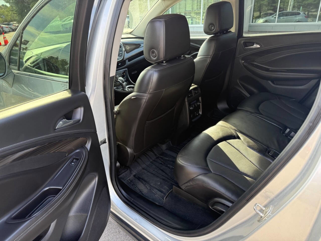 Used 2019 Buick Envision Essence image 15