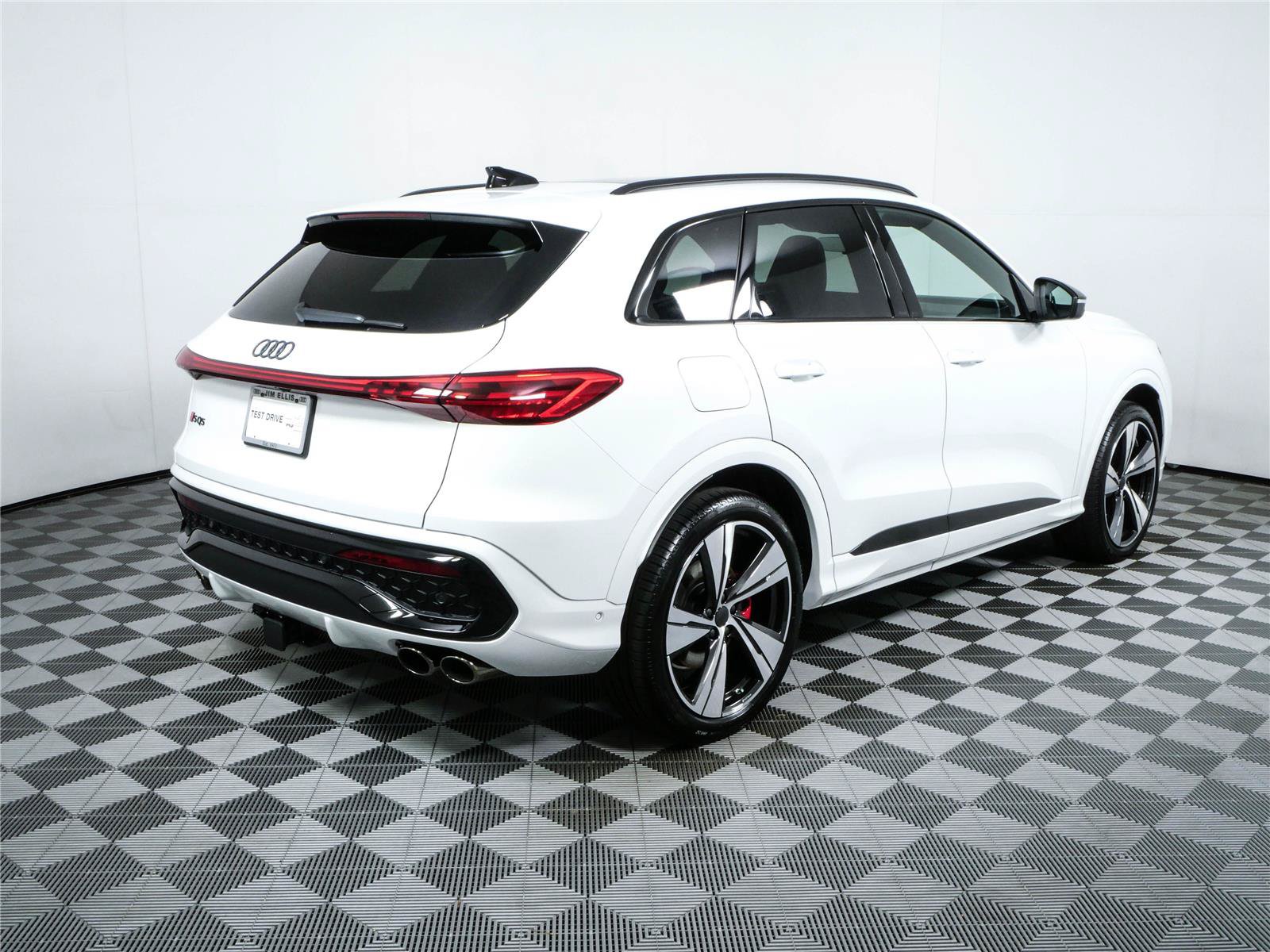 New 2026 Audi SQ5 Prestige AWD/4WD image 3