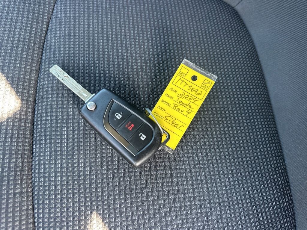 Used 2024 Toyota RAV4 LE image 30