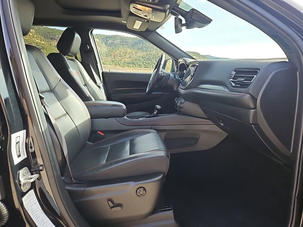 Used 2025 Dodge Durango GT image 16