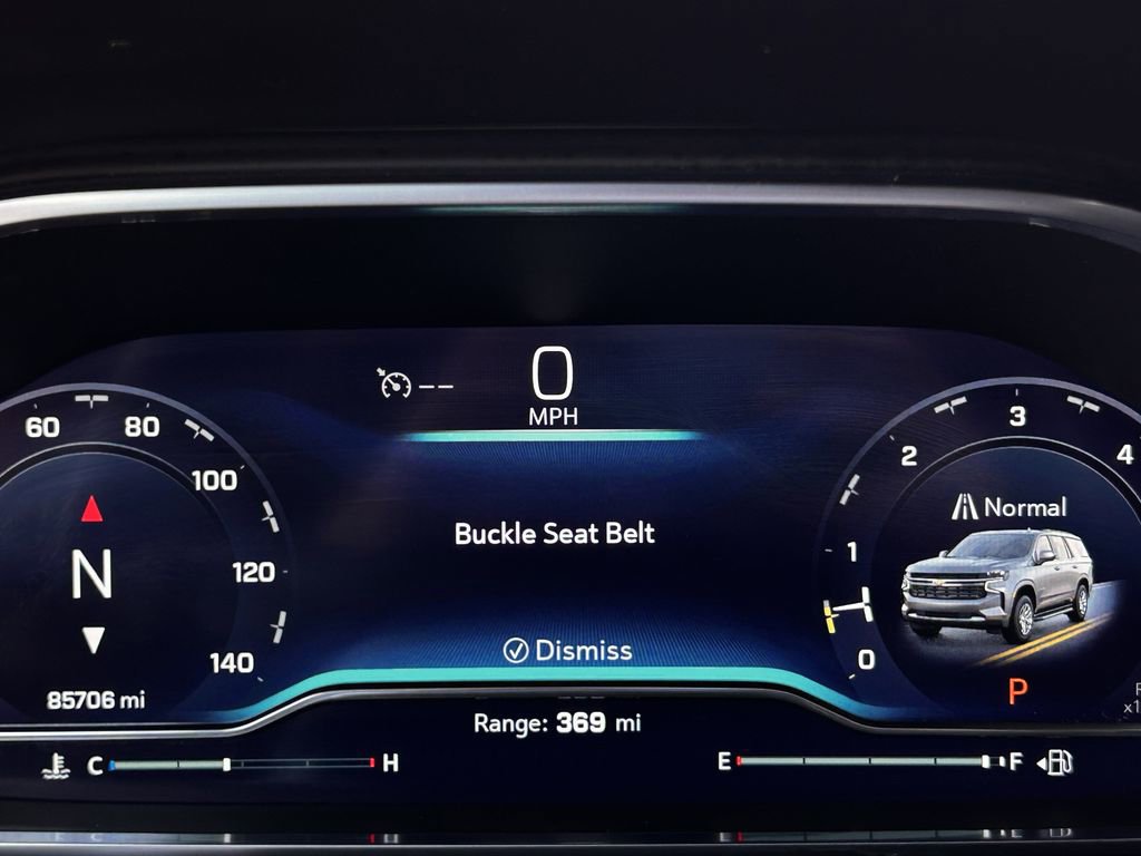 Used 2024 Chevrolet Suburban RST image 16