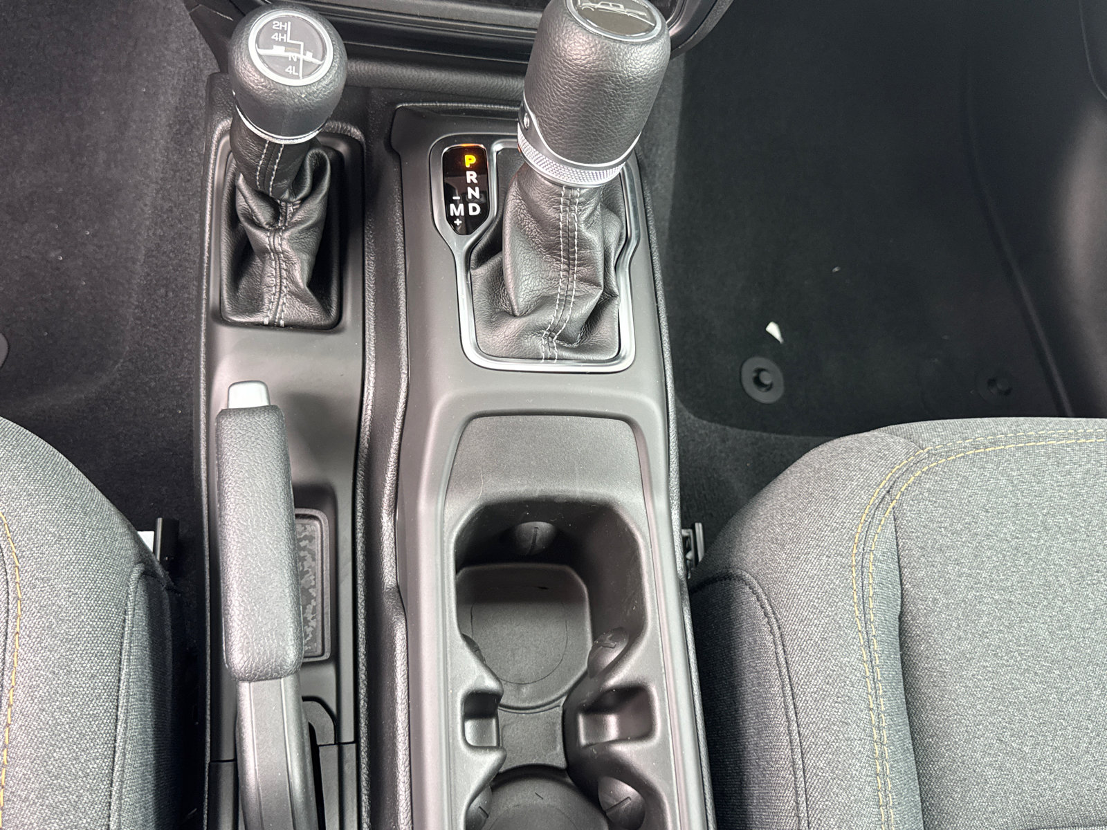 New 2026 Jeep Gladiator Sport AWD/4WD image 13