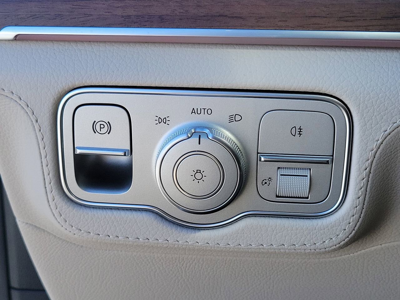 New 2026 Mercedes-Benz GLE 450 4MATIC Coupe image 27