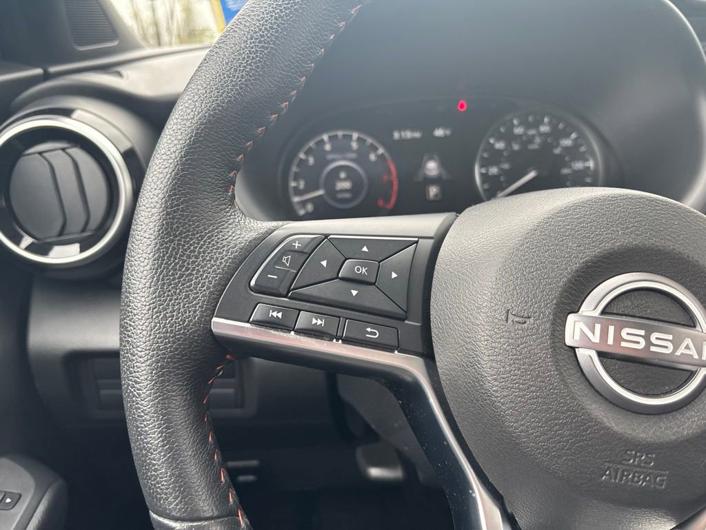 Used 2024 Nissan Kicks SR w/ SR Premium Package FWD image 20