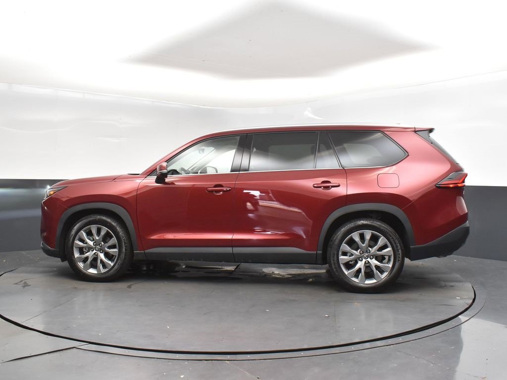 Used 2025 Toyota Grand Highlander FWD image 4